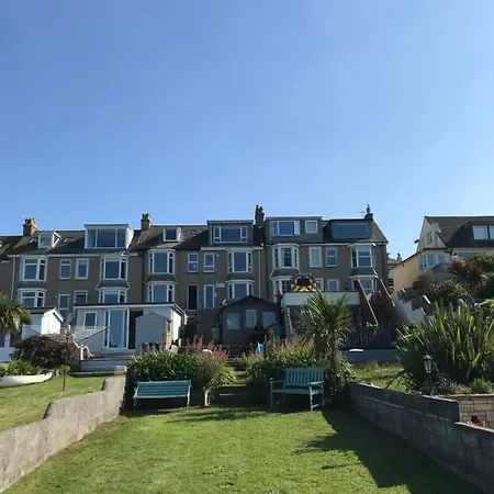 Ocean View Guest house 3*